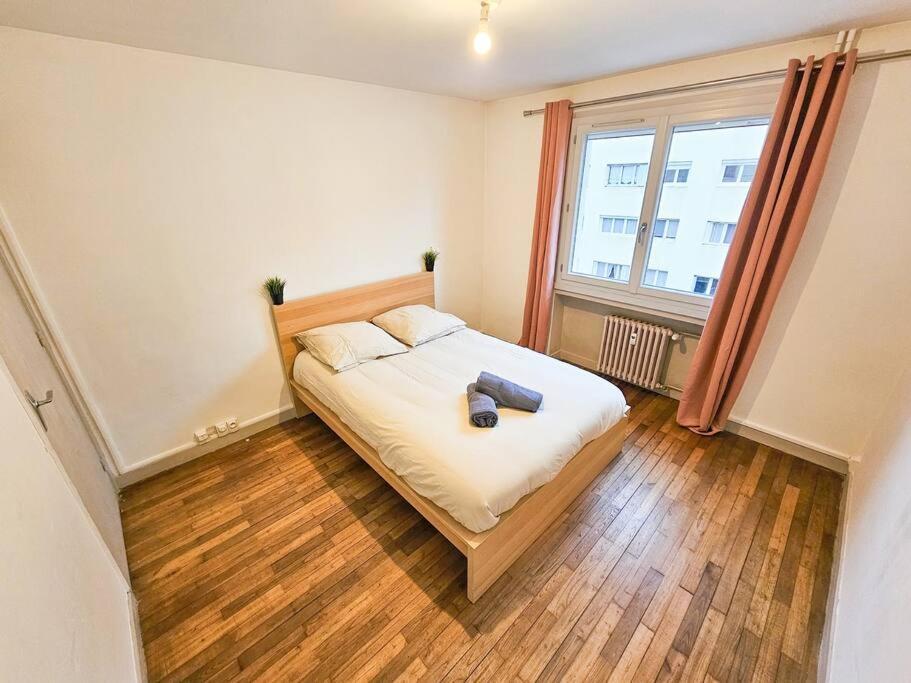 Le Bergson 3 Chambres Stationnement Gratuit Saint-Etienne  Esterno foto