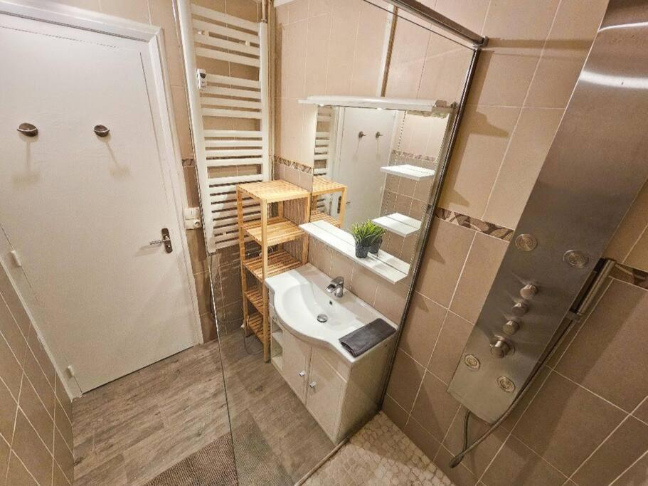 Le Bergson 3 Chambres Stationnement Gratuit Saint-Etienne  Esterno foto